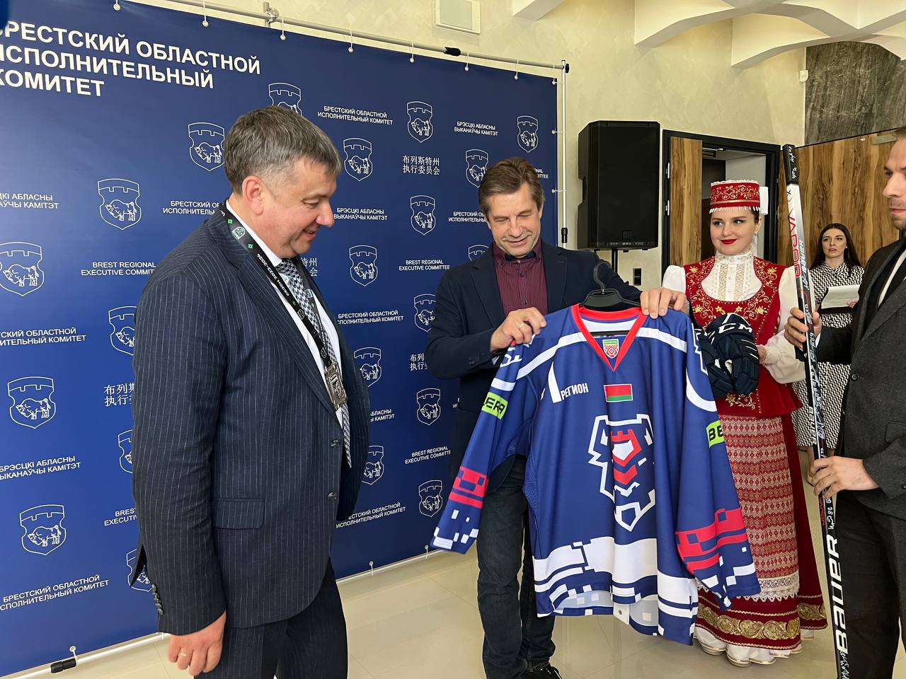 Председатель Брестского облисполкома Юрий Шулейко встретился с игроками хоккейного клуба «Брест»
