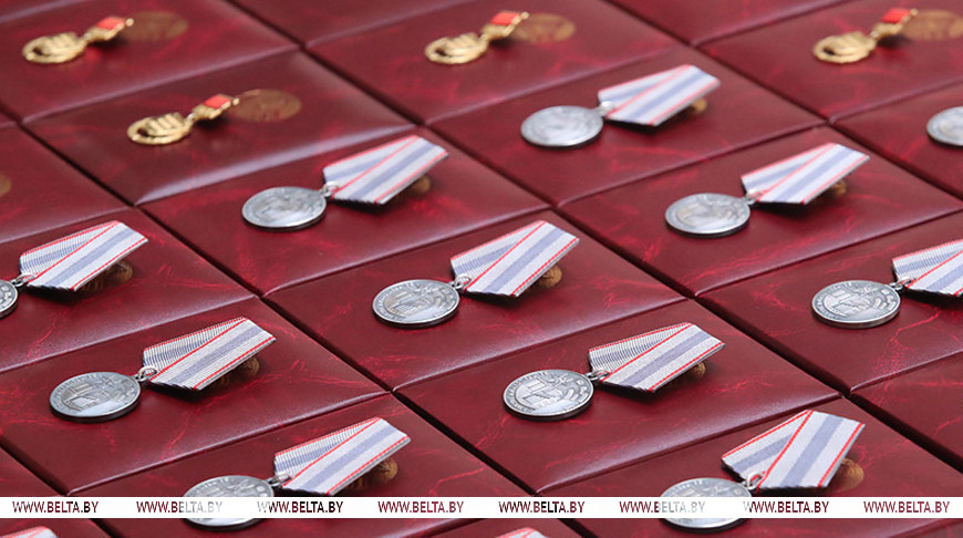 Outstanding Belarusians medaled, awarded, commended