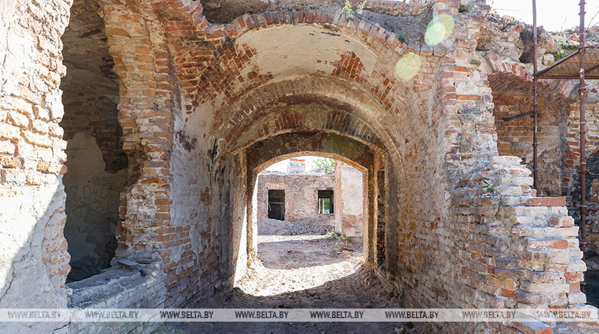 Work continues at Bernardine convent ruins in Brest